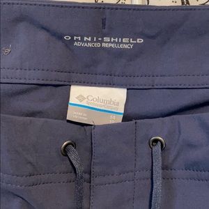 Columbia woman’s hiking shorts
